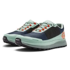 Ron Hill Womens Freedom -Pete Bland Sports w freedom tealeggshell 2